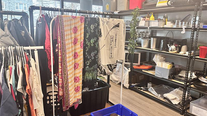 Free Store during Winter Shop